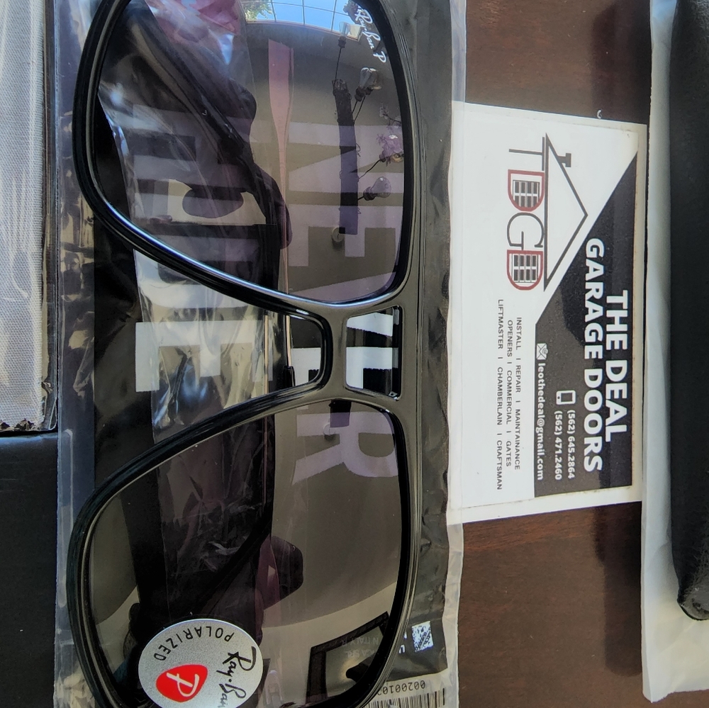 Sunglasses - Picture 2 of 5